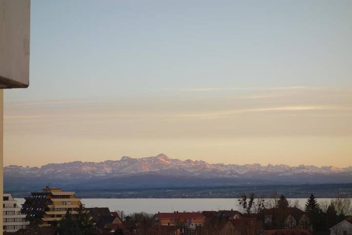 Ferienwohnung für 3 Personen, mit Balkon/Terrasse und Balkon sowie Terrasse und Seeblick in Obersee (Bodensee)