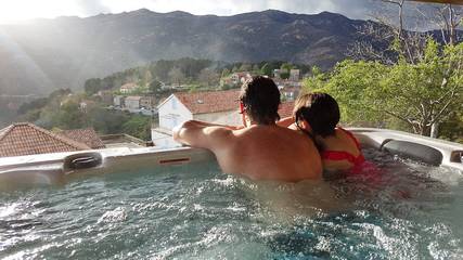 Chambre d’hôte pour 2 personnes, avec sauna ainsi que jacuzzi et jardin en Corse