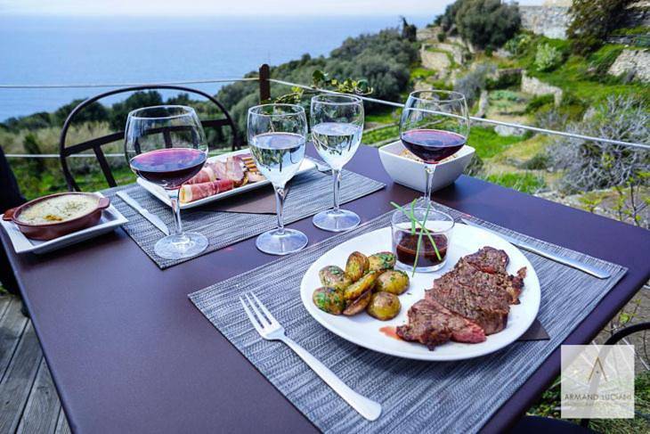 L'Auberge du Chat qui Pêche in Canari, Cap Corse