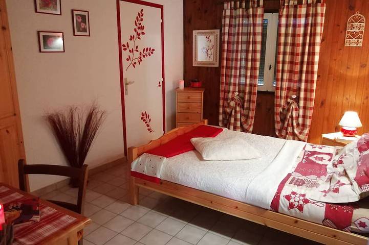 Schönes Ferienhaus in den Bergen. Super Aussicht, Garten, Wifi. Garage. Massagen. In der Nähe von Ski. in Le Dévoluy, Gap und Umgebung