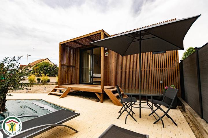 Gîte pour 2 personnes, avec jardin et terrasse