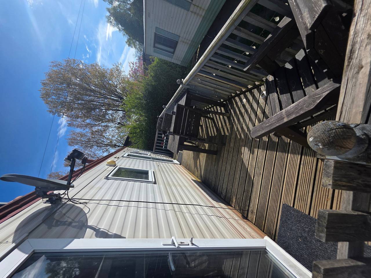 Twin Ayre Cabin Retreat, Welshpool in Powys
