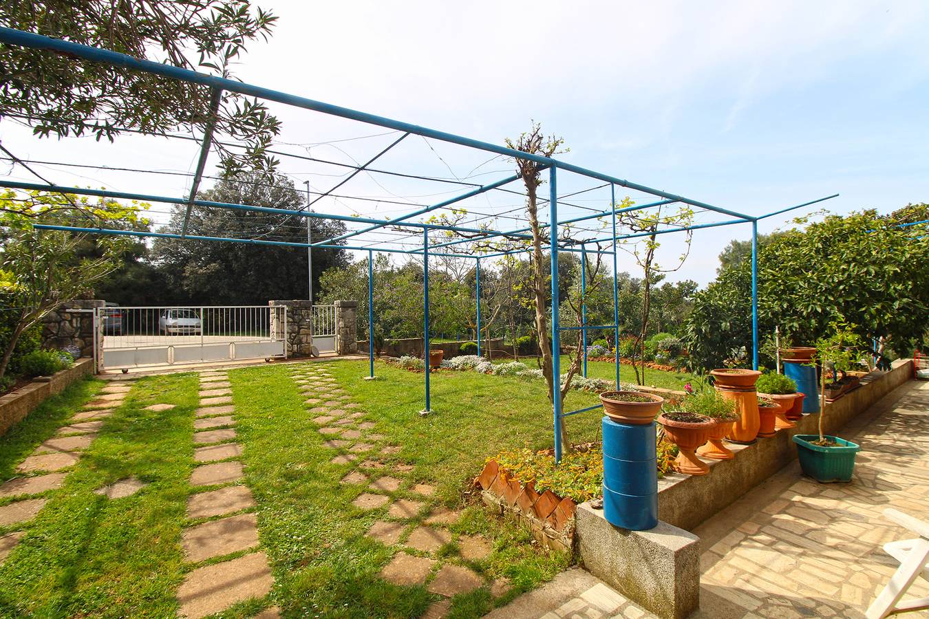 Ganze Wohnung, Ferienwohnung für 4 Personen mit Terrasse in Banjole, Südküste Istrien