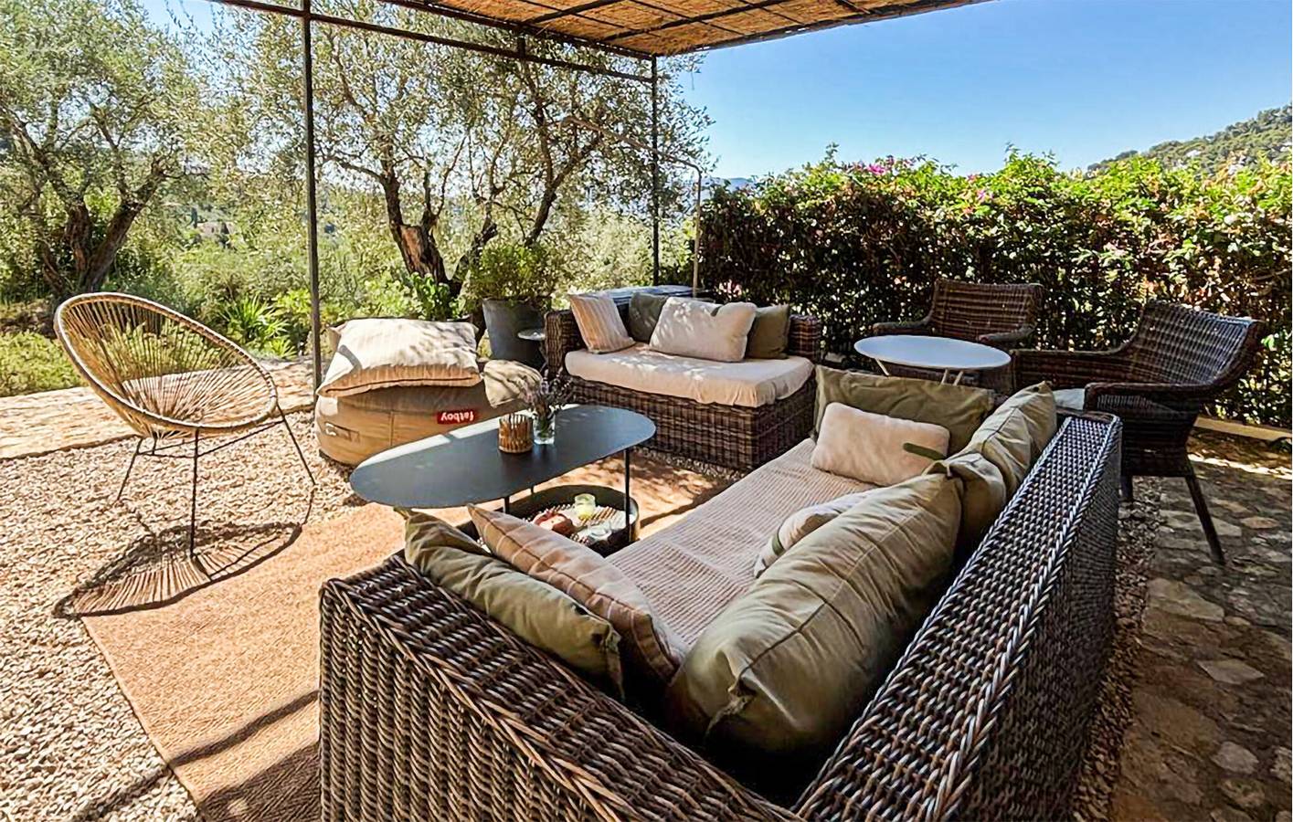 Appartement confortable avec piscine à Grasse - WiFi, parking, terrasse in Grasse, Côte méditerranéenne (France)