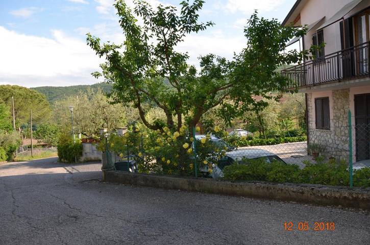 Casa vacanza per 4 persone, con giardino e panorama a Corciano