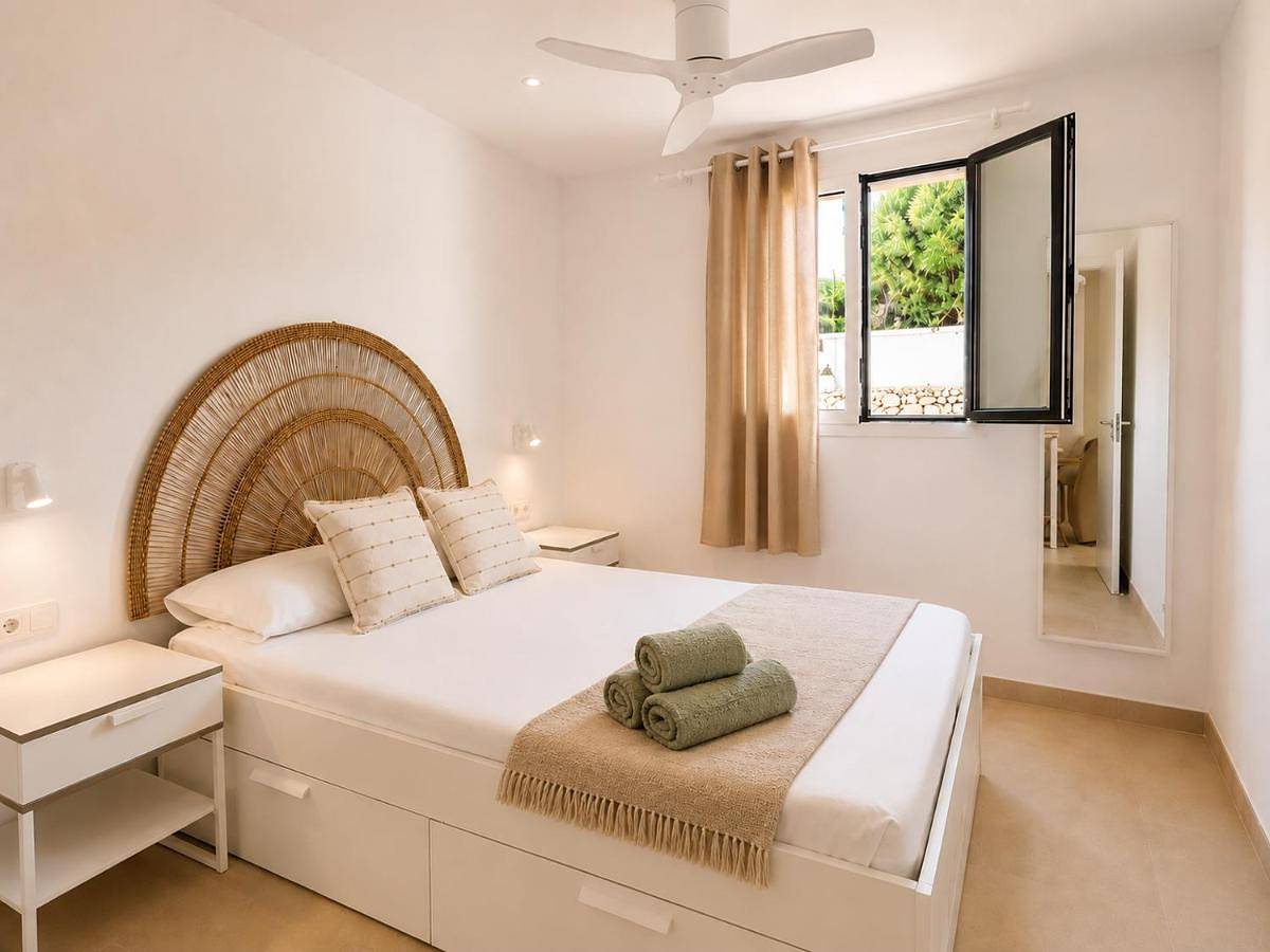 Three-Bedroom House in Punta Prima, Sant Lluís