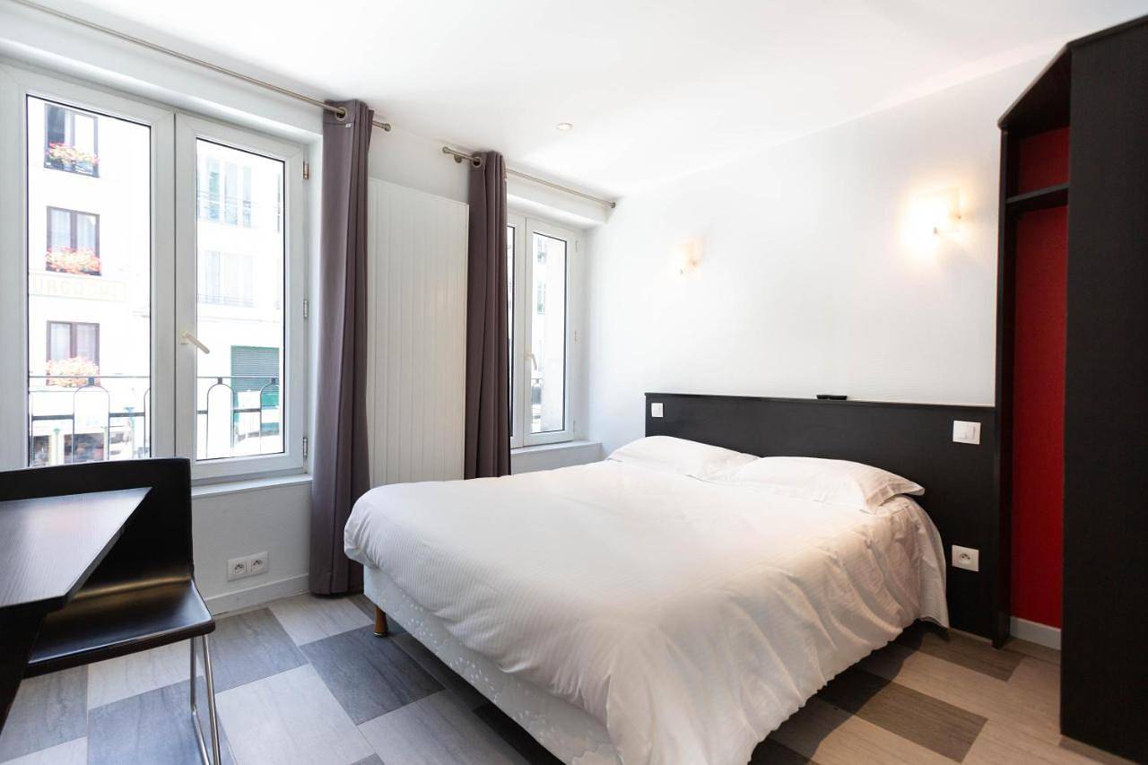 Hotel Mimosa Paris in Paris 10e Arrondissement, Paris