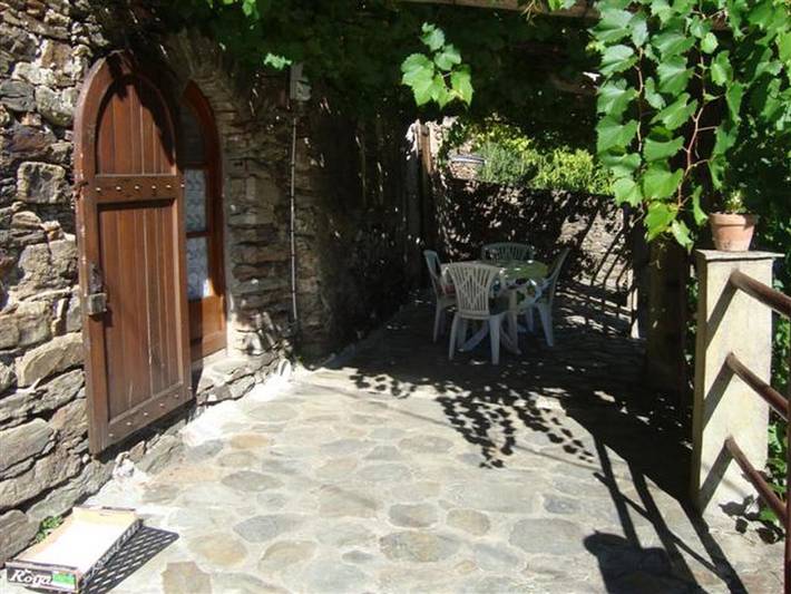 Gîte pour 6 personnes, avec terrasse - 1