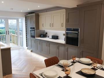 Log Cabin for 8 People in Buxton, Peak District, Photo 3