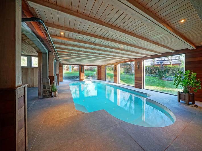 Location de vacances pour 20 personnes, avec piscine ainsi que terrasse et sauna, adapté aux familles à Stavelot - 2