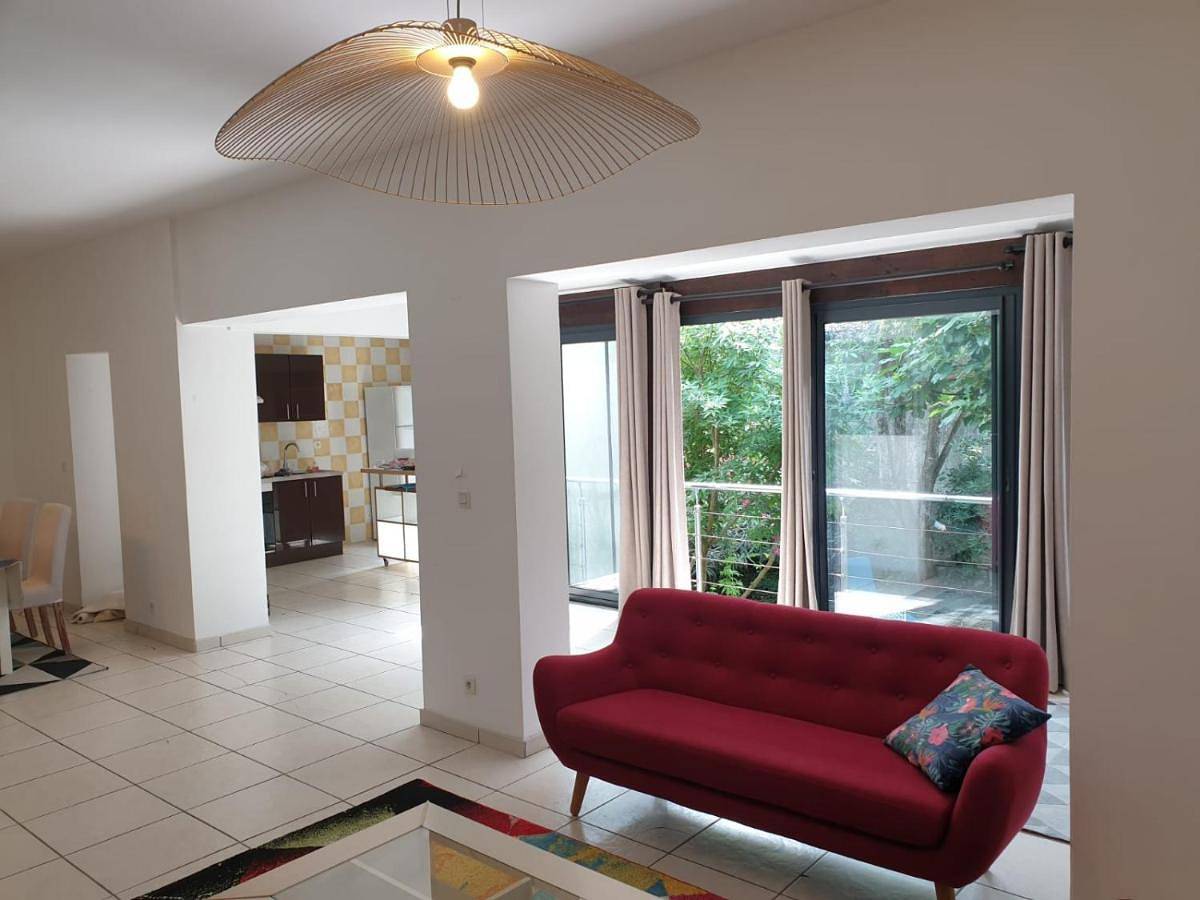 Maison 150m2 jardin à louer en entier, Bordeaux centre Chartrons, 3 Chambres 3 Salles de bains 1 canapé-lit llllnuméro de téléphone dans l'annonce si questionlll in Bordeaux, Bordeaux und Umgebung