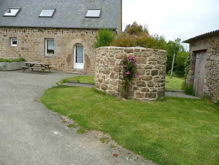 Gîte pour 4 personnes, avec Jardin en Cotes-d'Armor