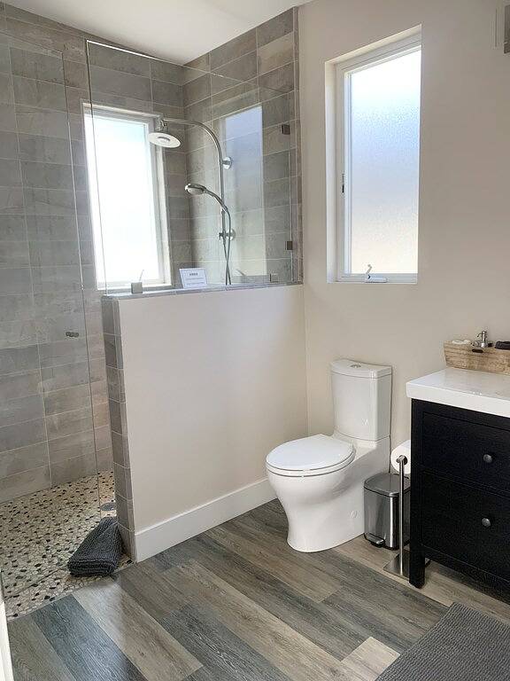 Vacation house for 12 people, with balcony in California