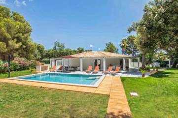 Villa in Crestatx, Sa Pobla für 6 