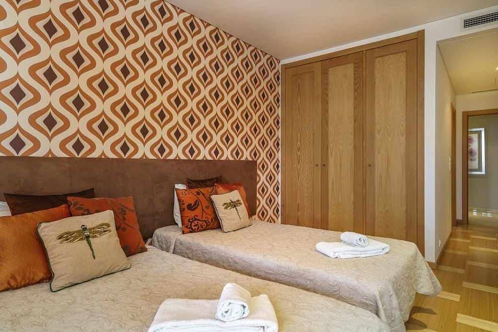 Entire apartment, Marina Vilamoura - Aquamar 319 by Vilamoura Sun in Vilamoura, Quarteira