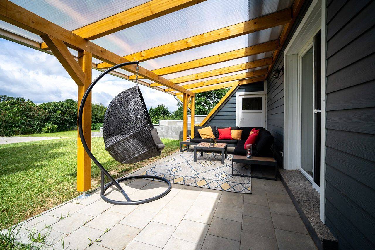 Ganze Wohnung, Modern ausgestattete haustierfreundliche Ferienwohnung fast direkt an der Müritz in Rechlin, Müritz