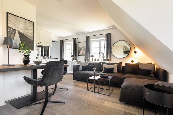 Ganze Wohnung, Diese wunderschöne Og-Wohnung hat ca. 55 m² und bietet bis zu 2 Personen Platz. in Keitum, Sylt (Gemeinde)