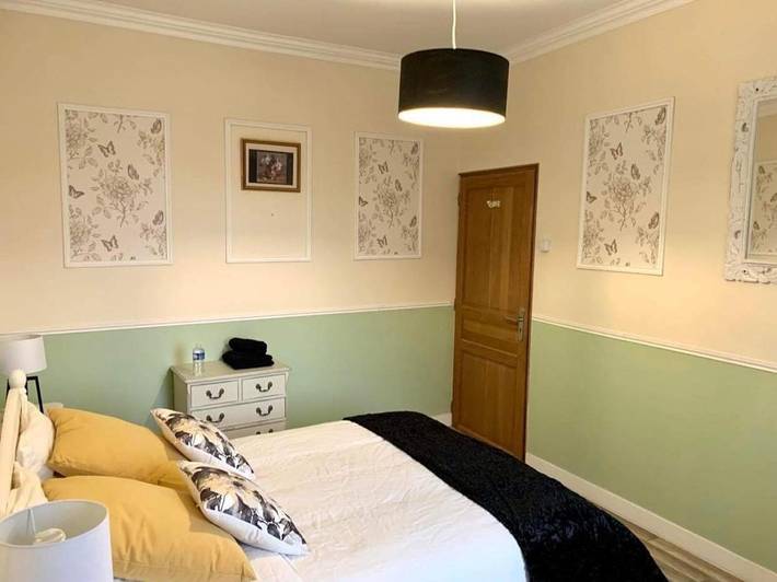 Location de vacances pour 2 personnes, avec vue ainsi que jardin et terrasse à Châteaulin - 4