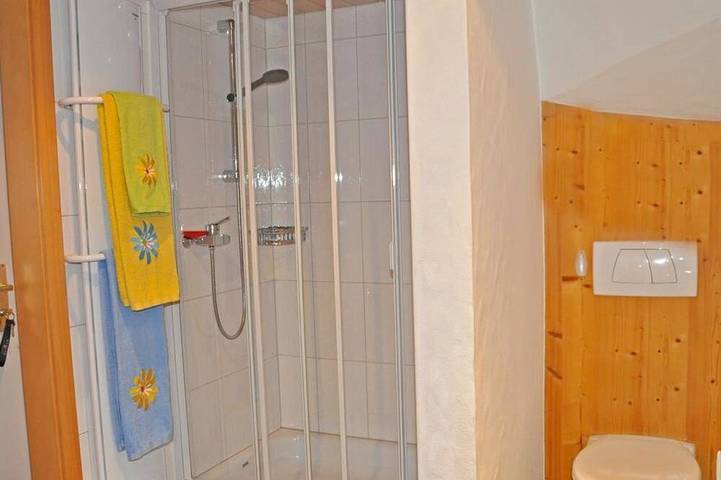 Ganze Wohnung, Christeli Appartement/Fewo, Dusche oder Bad, Wc 2-Bettwohnung in Saanenmöser, Zweisimmen