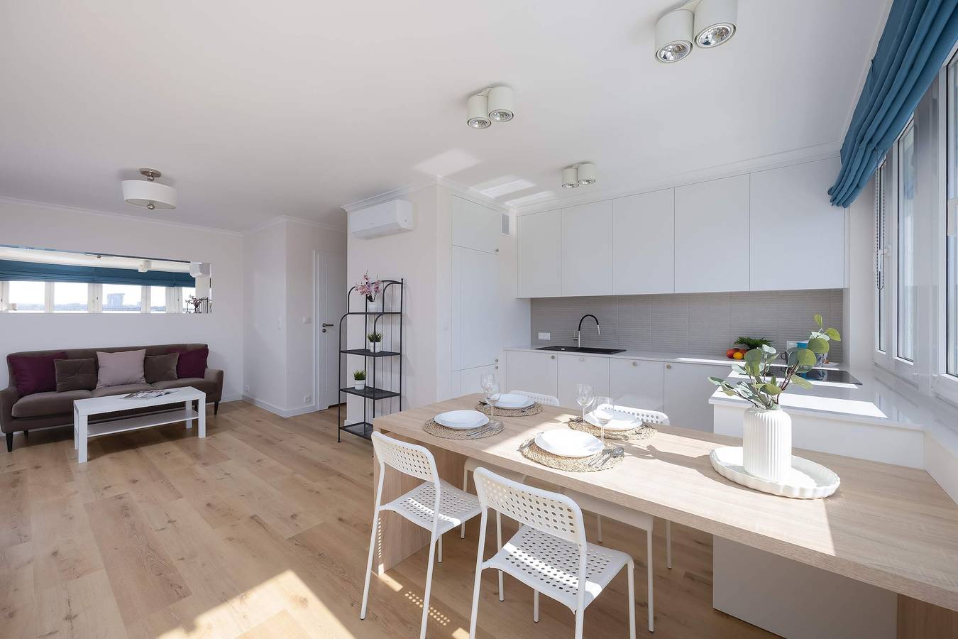 Entire apartment, Olszowa 8 | Spacious Apartment | Air Conditioning in Warsaw, Masovia