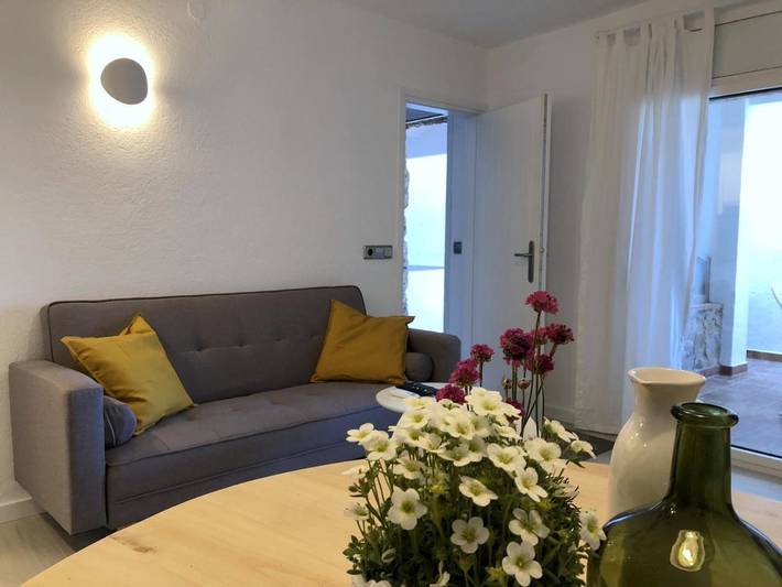 Gîte pour 4 personnes, avec terrasse ainsi que piscine et vue dans Sant Martí d'Empúries - 4