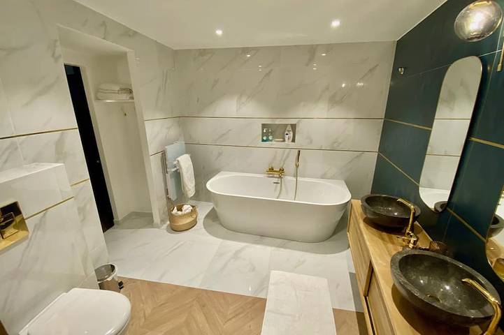 Apartamento entero, Superbe Appartement Avec Terrasse, Parking Gratuit Puis Tout Auxerre à Pieds ! in Auxerre, Auxerre region