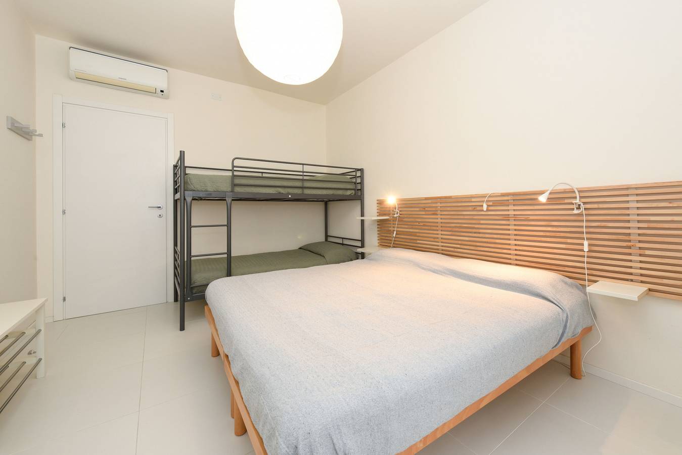 Entire apartment, Garden Apartment Bardolino in Bardolino, Garda Mountains