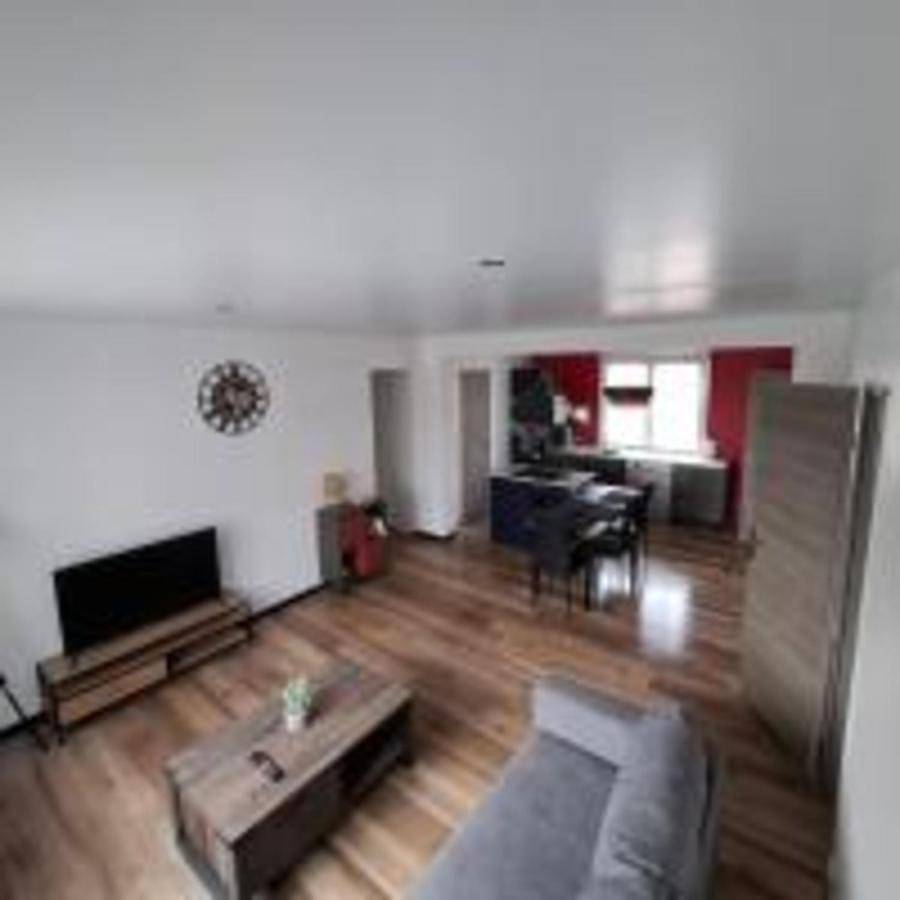 Appartement entier, T3, 2 chambres avec parking privé in Aurillac, Région d'Aurillac