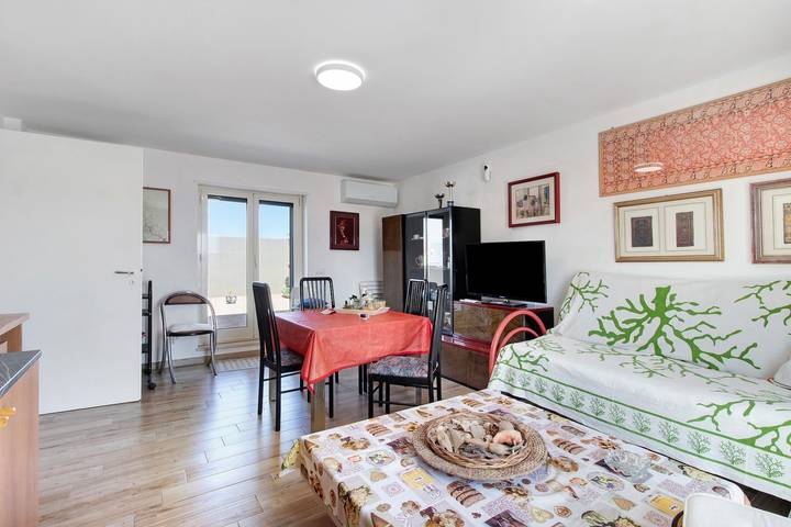 Hel lejlighed, Apartment 'La Mansarda - Terrazze Relax A Due' with Balcony, Wi-Fi and Air Conditioning in Cellamare, Bari Provinsen