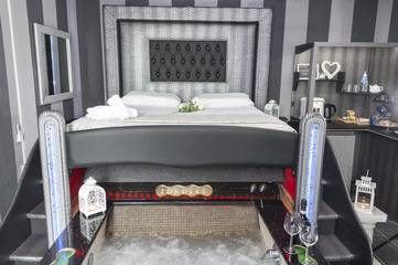 Chambre d’hôte pour 2 personnes, avec jardin ainsi que sauna et jacuzzi dans La Storta