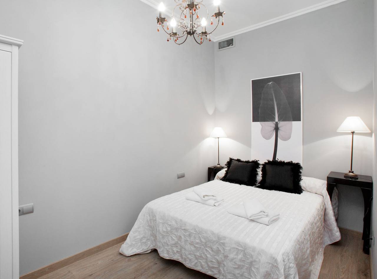 Entire apartment, Luxury Apartment by Bcn Rambla Catalunya Apartment in Barcelona Centre, Barcelona