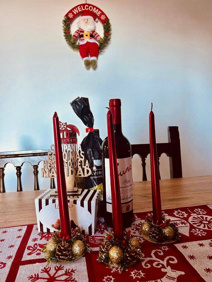 Casa rural para 9 personas, con vistas y jardín en Corduente