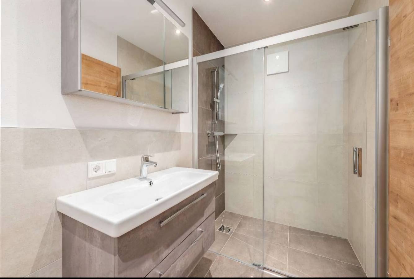 Ganze Wohnung, Ferienwohnung 'Pruggernglück' mit Bergblick, privater Terrasse und Wi-Fi in Pruggern, Schladming-Dachstein