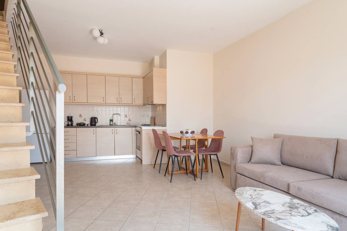 Ganze Wohnung, Apartment 'Ardavani City 10' mit Meerblick, Wlan und Klimaanlage in Argostoli, Kefalonia