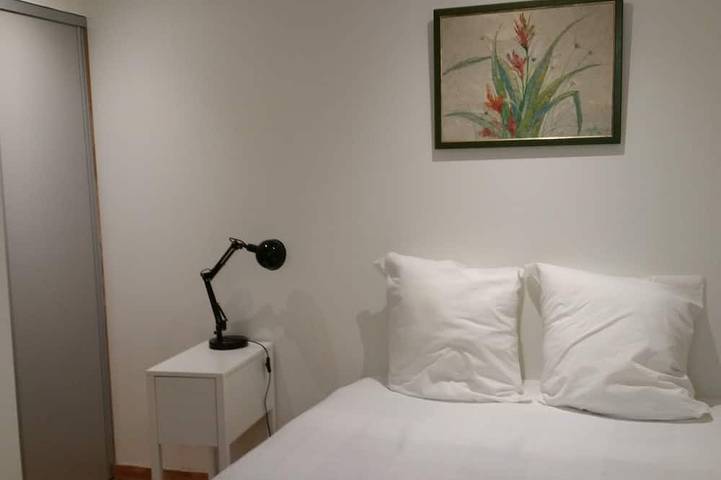 Gîte pour 2 personnes, avec terrasse ainsi que jardin et piscine à La Colle-sur-Loup - 3