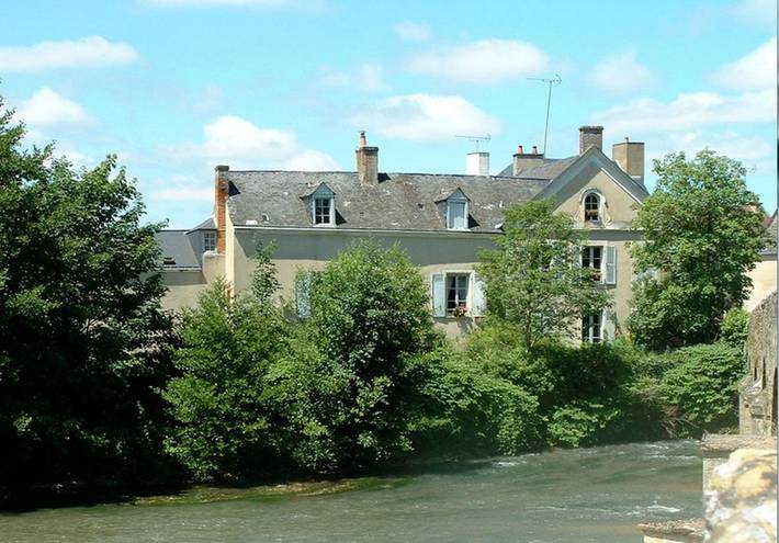 Chambre d’hôte pour 3 personnes, avec vue et jardin
