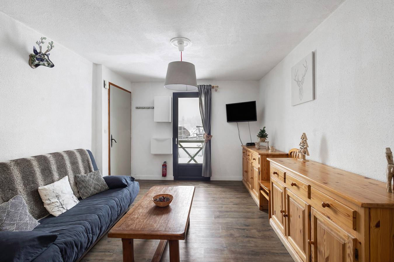 Apartamento entero, Apartamento 'Cerdagne' con vistas a la montaña, terraza compartida y Wi-Fi in Les Angles, Parque Natural Regional de los Pirineos Catalanes