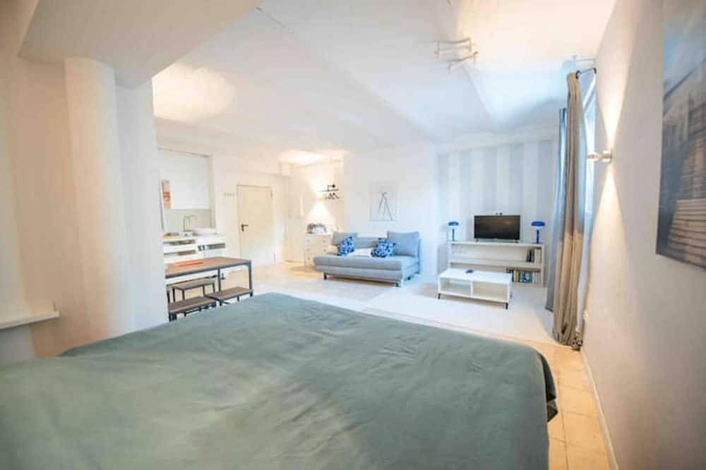 Ganze Wohnung, Kingsize Bett / nahe Stadt & Alster / Ruhig in St. Georg, Hamburg