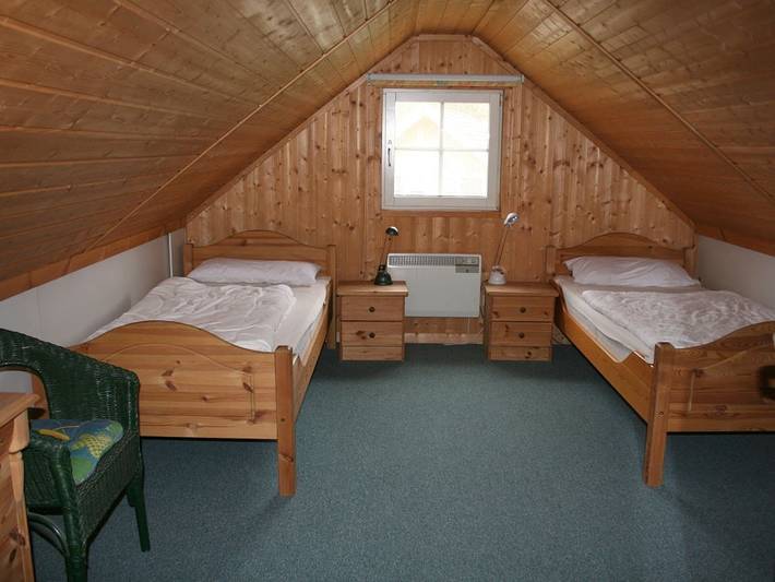 Ferienhaus in Userin mit Schwimmbecken in Badestrand Userin, Userin