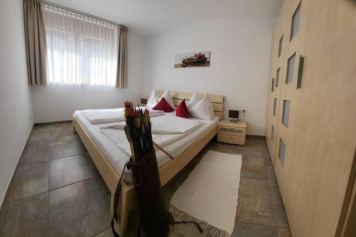 Chambre d’hôte pour 4 personnes à Brand - 2