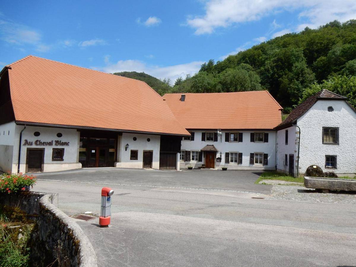 Au Cheval Blanc in Asuel, La Baroche