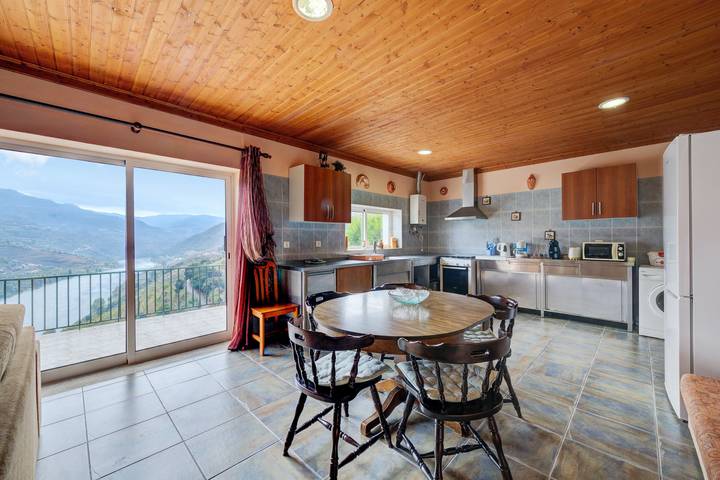 Casa rural para 6 personas, con piscina además de terraza y balcón/terraza en Distrito de Vila Real - 4