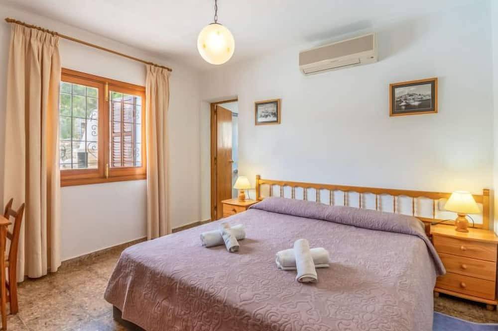Can Pep Jaume by Interhome in Cala Llenya, Santa Eulària des Riu