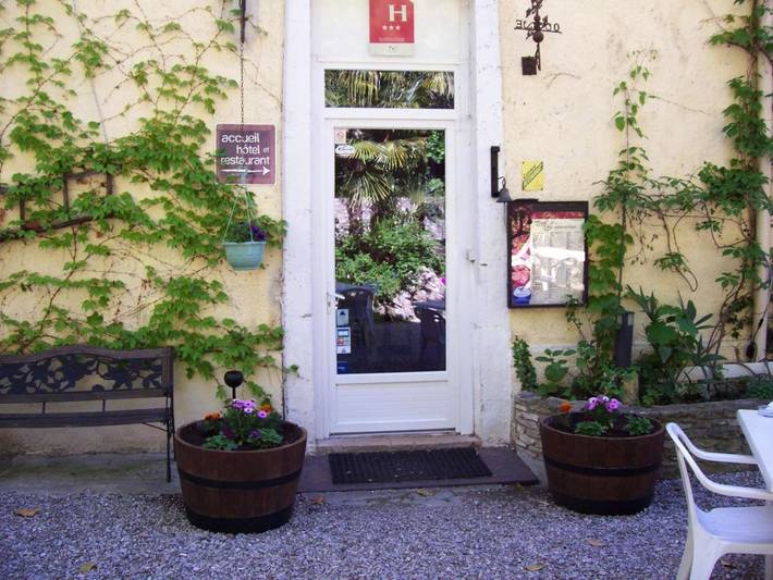 Hôtel pour 3 personnes, avec vue ainsi que jardin et terrasse, animaux acceptés à Avèze (Languedoc-Roussillon) - 3