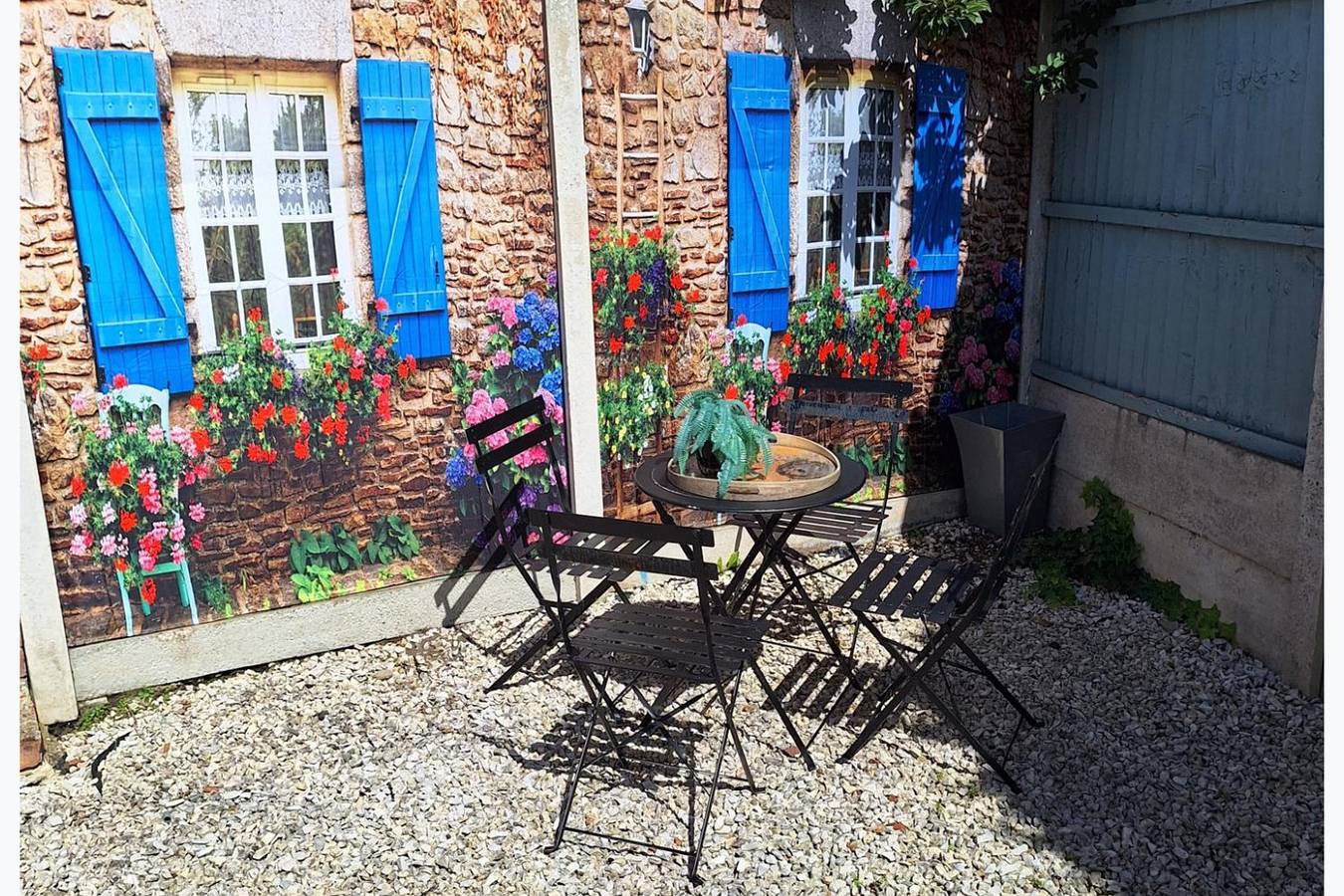 Bungalow - Sleeps 4 - Parking - Garden in Nottinghamshire