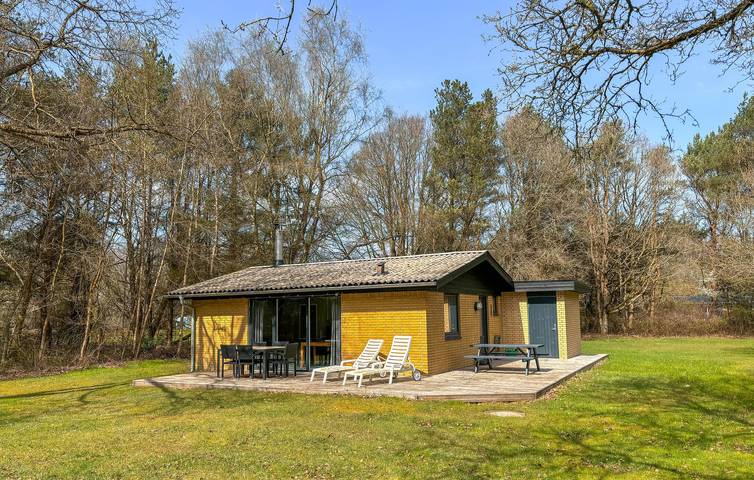 Ferienhaus für 5 Personen, mit Terrasse und Garten - 1