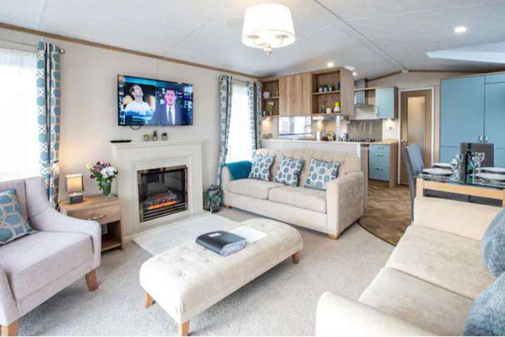 Lodge for 6 people, with Balcony and Hot tub in St Andrews