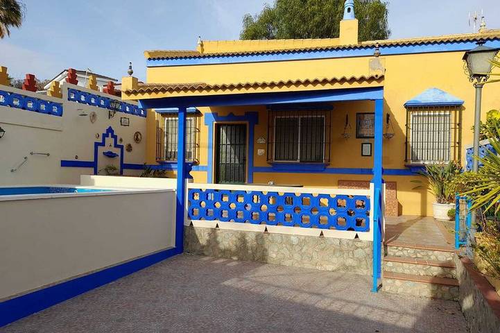 Gîte pour 6 personnes, avec Terrasse et Jardin à Mairena del Aljarafe