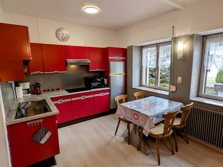 Gîte pour 4 personnes, avec Jardin à Champagney - 2