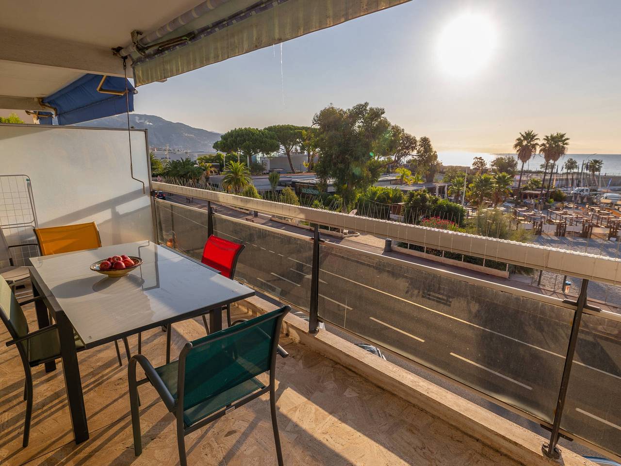 Estudio entero, Gran estudio con terraza cerca centro y playas in Roquebrune-Cap-Martin, Costa Azul